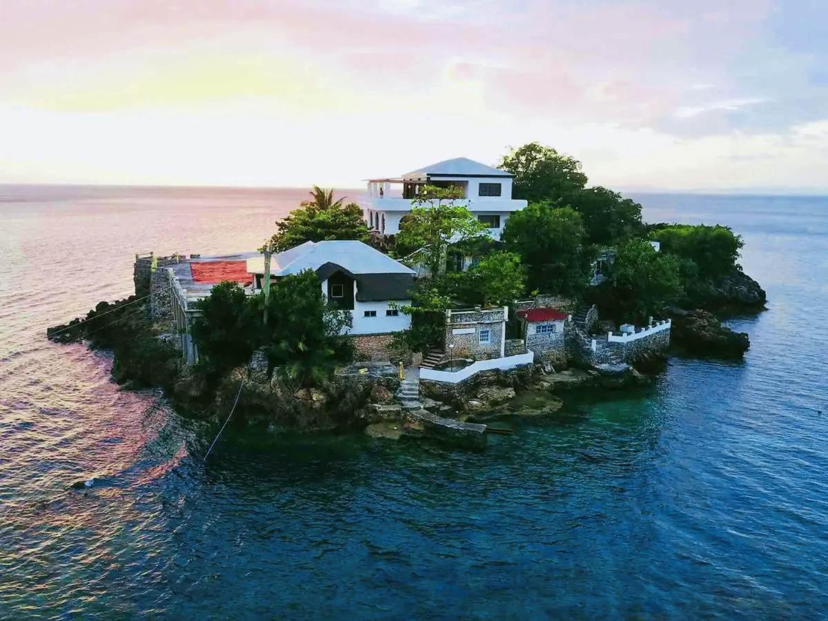 Utopia Island Resort Batangas Luaran gambar