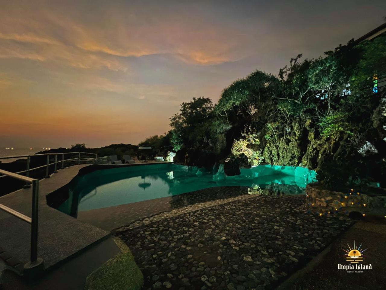 Utopia Island Resort Batangas Luaran gambar